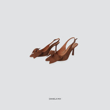 Carica l&#39;immagine nel visualizzatore di Gallery, Ovyè slingback camoscio con fiocco tacco 9 cm Art AT982
