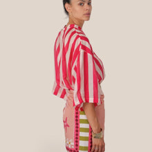 Carica l'immagine nel visualizzatore di Gallery, Tensione in camicia over rigata 78% cotone 22% seta Art 39850
