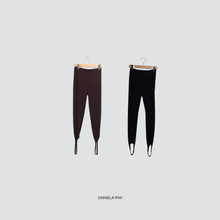 Carica l&#39;immagine nel visualizzatore di Gallery, Vicolo leggings con ghetta 95% tactel Art TF0976
