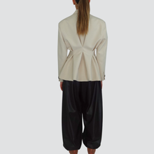 Carica l&#39;immagine nel visualizzatore di Gallery, Vicolo pantalone eco-pelle moro elastico vita coulisse fondo Art TF1043
