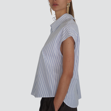 Carica l&#39;immagine nel visualizzatore di Gallery, Vicolo camicia rigata smanicata bottoni fronte retro 68% cotone Art TD1275
