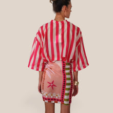 Carica l'immagine nel visualizzatore di Gallery, Tensione in camicia over rigata 78% cotone 22% seta Art 39850
