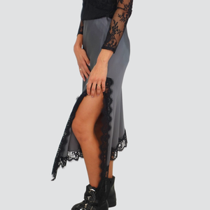 Vicolo gonna satin asimmetrica spacco laterale con pizzo 100% viscosa Art TF0995