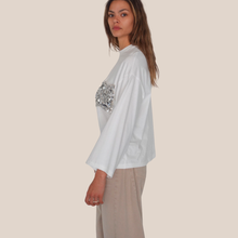 Carica l'immagine nel visualizzatore di Gallery, Tensione in t-shirt over  manica ampia taschino paillettes 100% cotone Art PE260149
