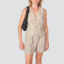 Carica l&#39;immagine nel visualizzatore di Gallery, Tensione in completo gilet bermuda 67% viscosa 11% lino Art 25C7932
