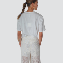 Carica l&#39;immagine nel visualizzatore di Gallery, Tensione in t-shirt con pizzo 100% cotone Art S25MF36
