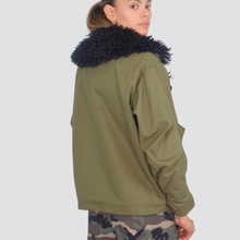 Carica l&#39;immagine nel visualizzatore di Gallery, Haveone parka corto con mongolia 100% cotone Art KMA-P086
