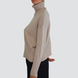 Tensione in maglia collo alto 100% lana Art WL938