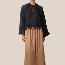 Carica l'immagine nel visualizzatore di Gallery, Haveone camicia over con gala e ricamo 85% lyocell 15% cotone Art CMA-Q227
