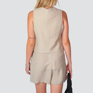Tensione in completo gilet bermuda 67% viscosa 11% lino Art 25C7932