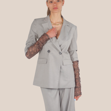 Carica l'immagine nel visualizzatore di Gallery, Haveone blazer gessato manica pizzo moro 34% viscosa Art JGE-Q028 ( pantalone PGE-Q097 )
