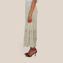 Carica l'immagine nel visualizzatore di Gallery, Haveone gonna lunga beige pizzo elastico vita 65% cotone Art GVV-Q164
