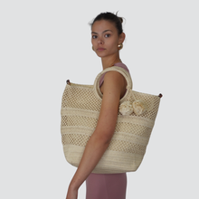 Carica l&#39;immagine nel visualizzatore di Gallery, Susy mix bosra shopper traforata Art B02205
