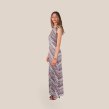 Carica l'immagine nel visualizzatore di Gallery, Tensione in abito scollo V filo lurex spacco laterale con sottoveste  100% viscosa Art S26AC59
