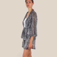 Carica l'immagine nel visualizzatore di Gallery, Philia Loft kimono 85% lyocell Art R02L1332
