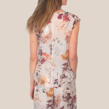 Carica l'immagine nel visualizzatore di Gallery, Vicolo blusa over stampa floreale 75% lyocell Art TAB1812
