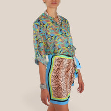 Carica l'immagine nel visualizzatore di Gallery, Haveone camicia over stampa fiore più maculato 85% lyocell Art CVS-Q506
