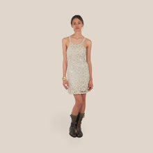 Carica l'immagine nel visualizzatore di Gallery, Haveone abito crochet con paillettes Art AMA-Q045
