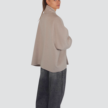 Carica l&#39;immagine nel visualizzatore di Gallery, Vicolo cappotto cappa HAND MADE 50% lana Art TF0012
