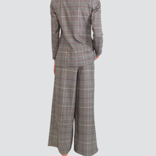 Carica l&#39;immagine nel visualizzatore di Gallery, Tensione in pantalone palazzo pinces scozzese bottone oro 34% viscosa Art 26P1130
