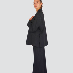 Vicolo blazer over gessato foderato spacchi laterali 32% viscosa Art TF1612