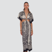 Carica l&#39;immagine nel visualizzatore di Gallery, Haveone abito kimono cut out 100% viscosa Art AMA-N266
