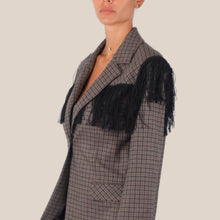 Carica l'immagine nel visualizzatore di Gallery, Vicolo blazer foderato over scozzese con frange 34% viscosa Art TAC1124
