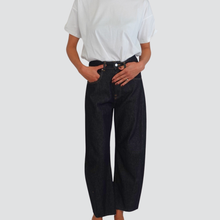 Carica l&#39;immagine nel visualizzatore di Gallery, Haveone jeans Barbara raw denim nero 100% cotone Art PFA-P048
