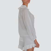 Carica l&#39;immagine nel visualizzatore di Gallery, Tesnsione in camicia scollo V con sangallo 100% cotone Art 37174
