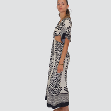 Carica l&#39;immagine nel visualizzatore di Gallery, Haveone abito kimono cut out 100% viscosa Art AMA-N266
