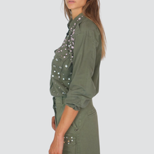 Carica l&#39;immagine nel visualizzatore di Gallery, Tensione in camicia militare over con applicazioni 100% cotone Art 37371
