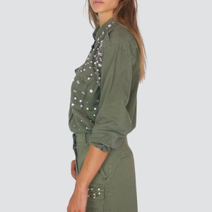 Tensione in camicia militare over con applicazioni 100% cotone Art 37371