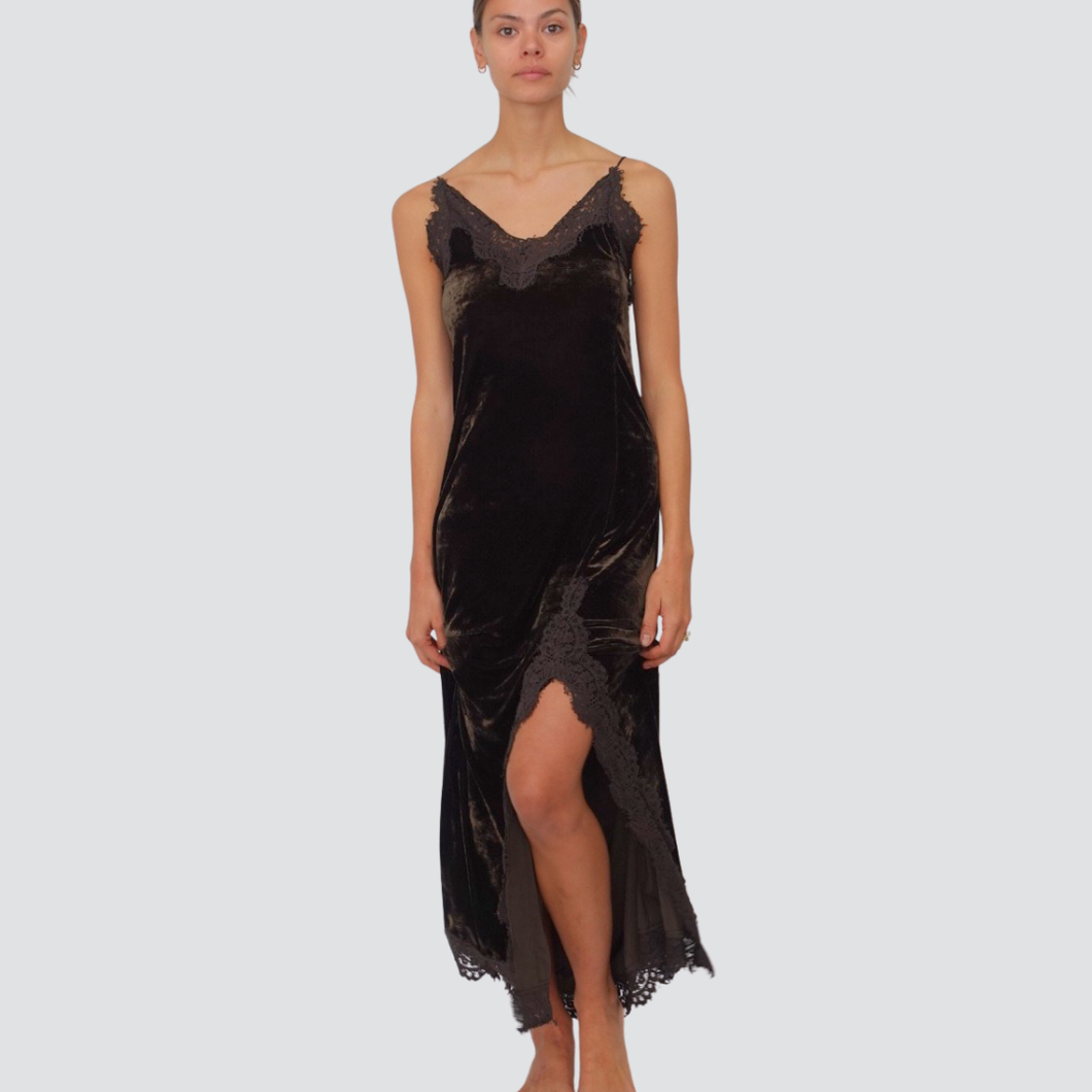 Haveone abito ciniglia moro con pizzo e spacco Art AMA-P068