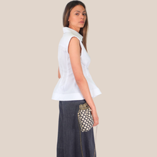 Carica l'immagine nel visualizzatore di Gallery, Tensione in camicia smanicata sfiancata con spallini 97% cotone Art 26C4559

