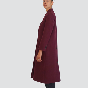 Tensione in cappotto color amarone bottoni retro Art CP48