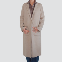 Carica l&#39;immagine nel visualizzatore di Gallery, Vicolo cappotto Hand Made mono petto 50% lana Art TF0002
