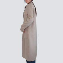 Carica l&#39;immagine nel visualizzatore di Gallery, Vicolo cappotto Hand Made mono petto 50% lana Art TF0002
