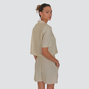 Tensione in completo blazer goffrato manica corta piu bermuda goffrato 84% viscosa Art 25C7874