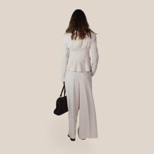 Carica l'immagine nel visualizzatore di Gallery, Maryley blazer bottoni sfiancato Art 26IB141 ( Pantaloni Art 26IB543 )
