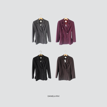 Carica l&#39;immagine nel visualizzatore di Gallery, Dixie blazer sfiancato doppio petto 33% viscosa Art JDIEYIC (pantalone Art PCHSYIC)

