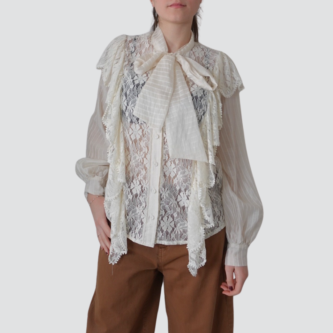 Tensione in camicia burro con pizzo manica tessuto Art GX749