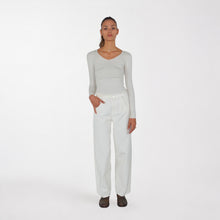 Carica l'immagine nel visualizzatore di Gallery, Vicolo pantalone burro gampa ampia velluto 100% cotone Art DAC5303
