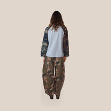 Carica l'immagine nel visualizzatore di Gallery, Haveone pantalone barrell mimetico 100% cotone Art PSB-R268
