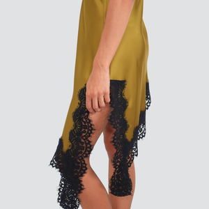 Haveone abito asimmetrico pizzo spacco laterale Art AVS-P037