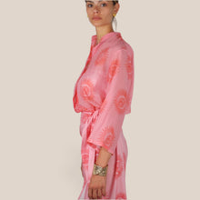 Carica l'immagine nel visualizzatore di Gallery, Tensione in camicia over stampa 100% cotone Art PE260402
