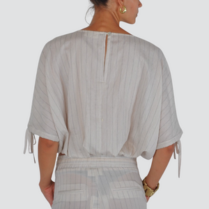 Vicolo blusa gessata laccetti manica elastico fondo 64% viscosa 12% lino Art TD3060