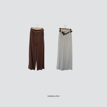 Carica l&#39;immagine nel visualizzatore di Gallery, Haveone pantalone con cintura 84% modal Art PVI-N403
