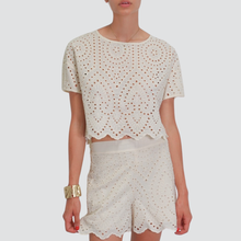 Carica l&#39;immagine nel visualizzatore di Gallery, Haveone blusa over sangallo 100% cotone Art CWG-N344
