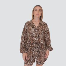 Carica l&#39;immagine nel visualizzatore di Gallery, Tensione in completo maculato camicia short 100% viscosa Art 25C7821
