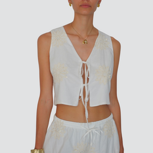 Haveone completo gilet laccetti più short ricamo e micro paillettes 100% cotone Art HFW-N024
